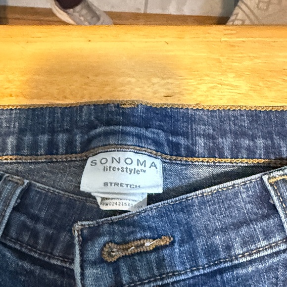 Sonoma Women's Boot Cut Jeans in Medium Blue - Picture 2 of 5